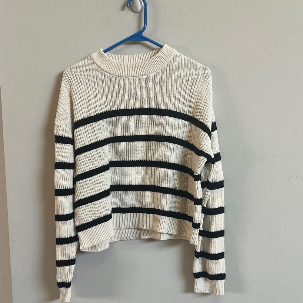 H&M Black and Cream Striped Sweater